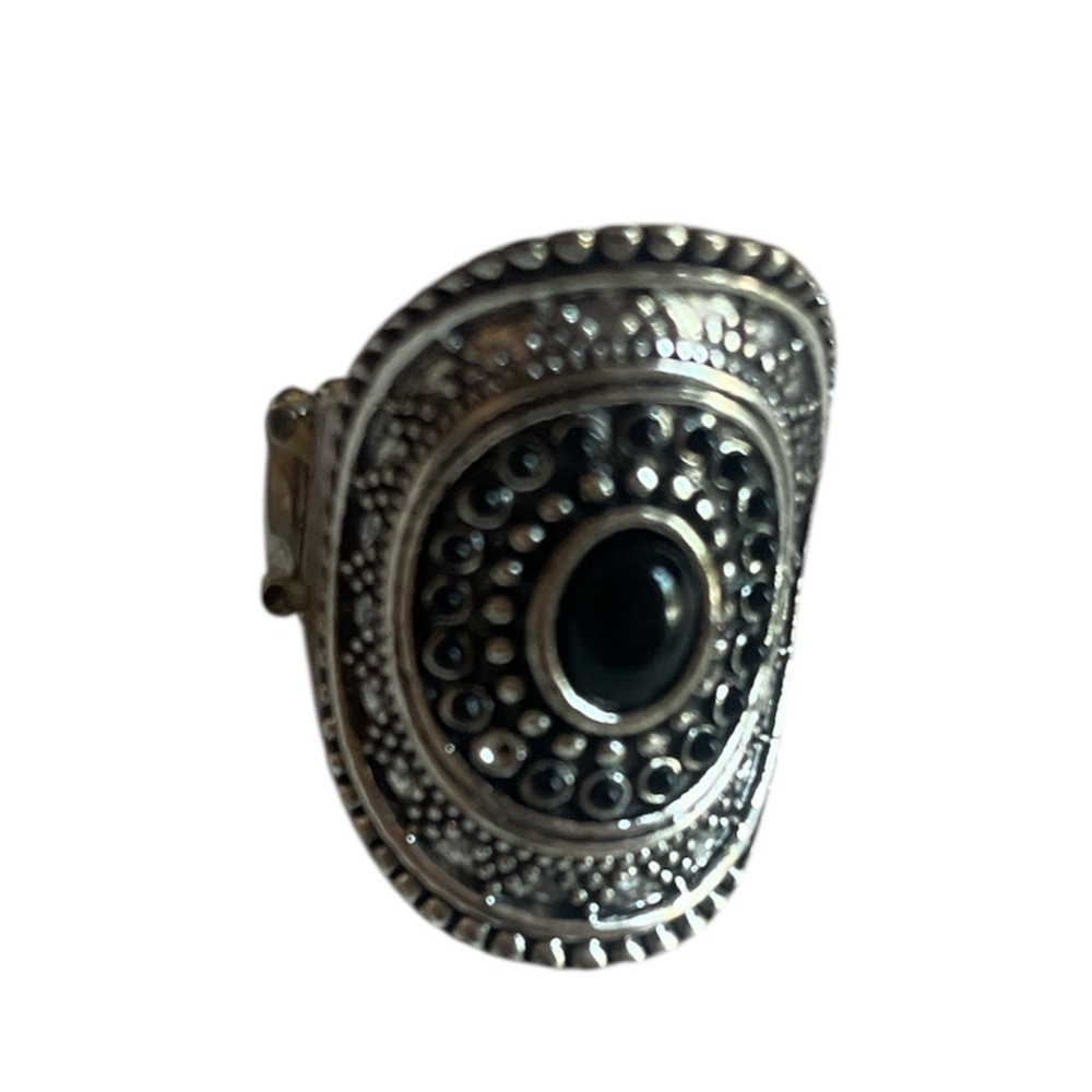 Silver and Black Statement Ring - Picture 1 of 1